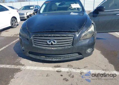 2011 Infiniti M37 z USA, uszkodzony, nr VIN JN1BY1APXBM324770